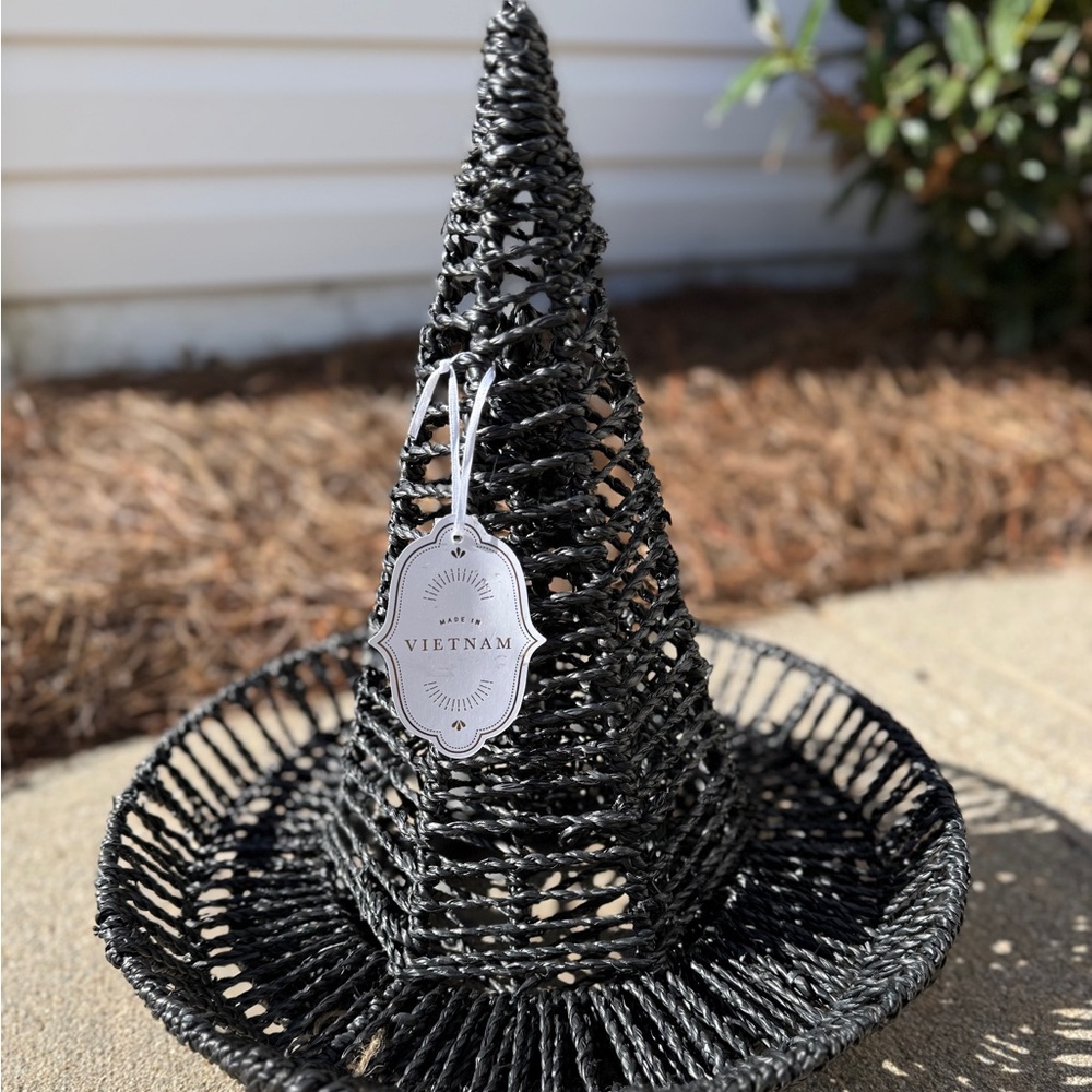 Black Seagrass Witch Hats - Set of 2 - NWT - Picture 3 of 14